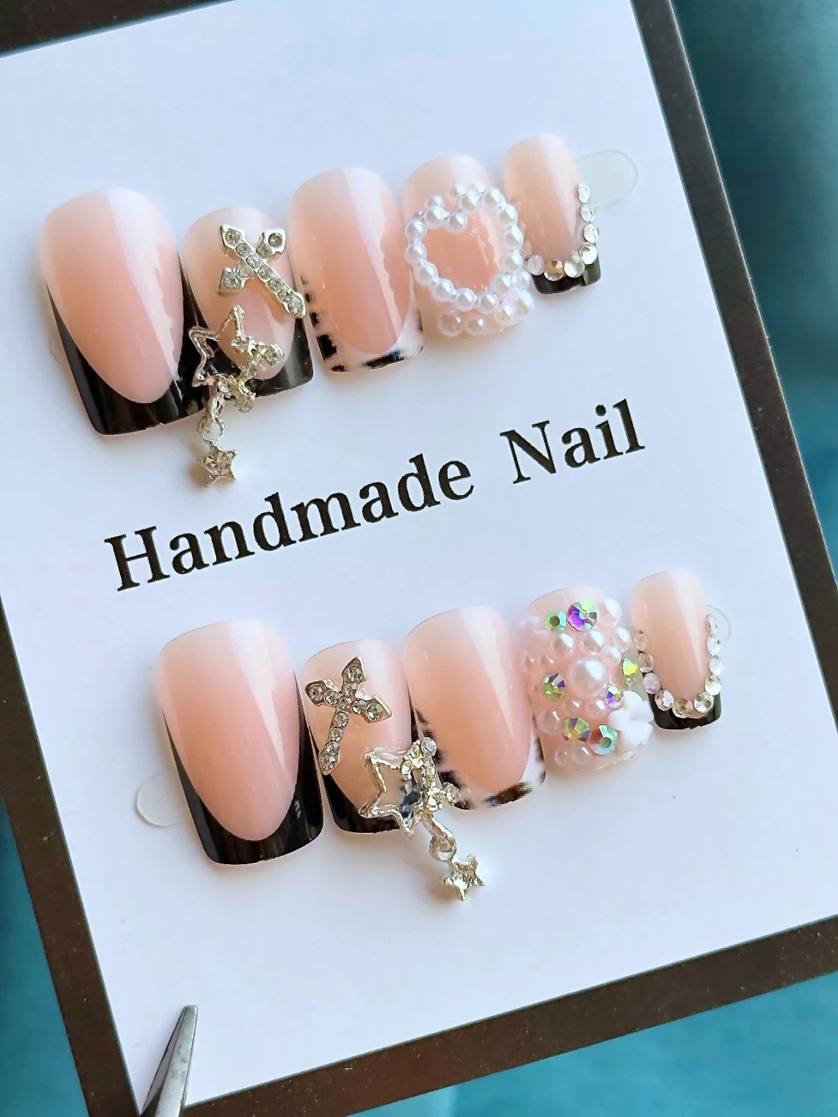 24Pcs French Press-On Nails Black White Tie-Dye Polka Dot with Star Pendant