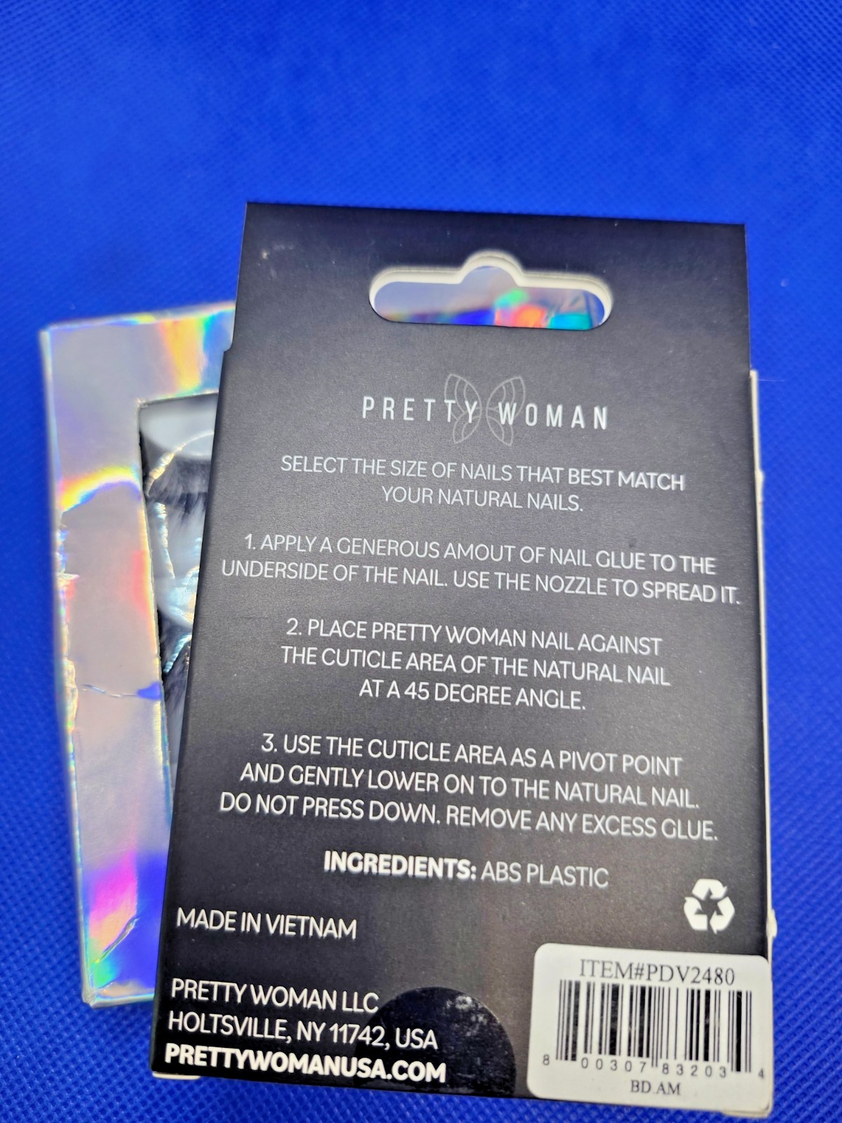 1 Pack Pretty Woman Salon Perfect Faux Nails PDV2480 / Also Long 100% Eyelashes