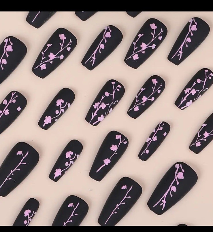 Medium 24 Pc Black & Pink Cherry Blossom Nail Tips Boxed Glue & Tabs Nails