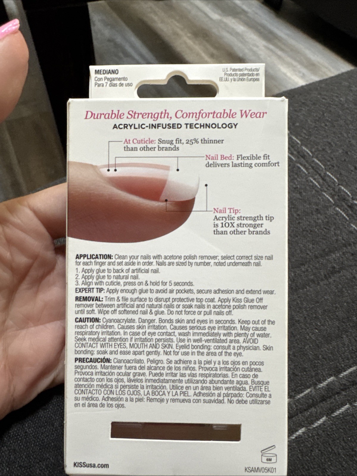 KISS REVOLUTIONARY French ACRYLIC Ultra Flexible Glue On Medium 28 Nails