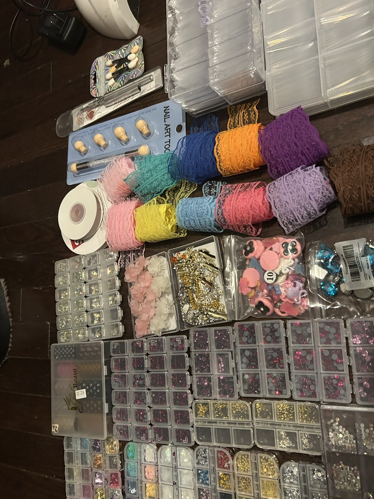NAIL SUPPLIES LOT – MISC ITEMS NEW & USED SEE DESCRIPTION
