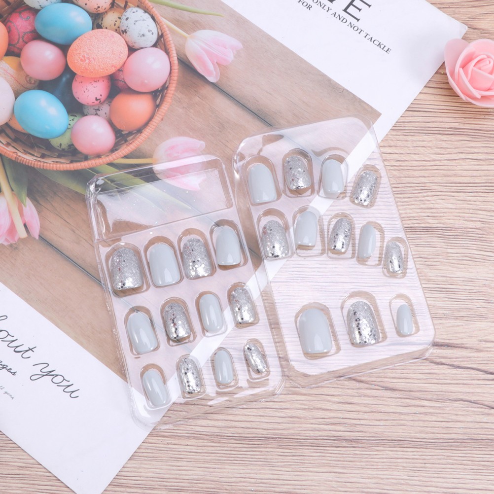 24Pcs Reusable False Nail Set Plastic Material Shiny Assorted Colors for Women