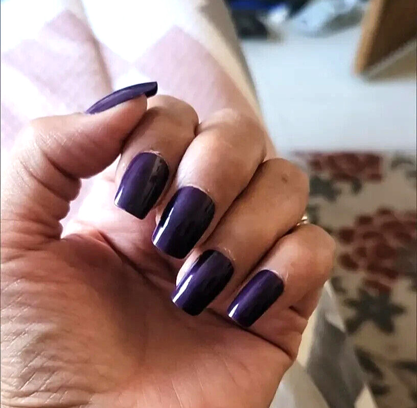 PRESS ON NAILS MANICURE KIT 24 pcs Medium Deep Dark Purple Plum Glossy