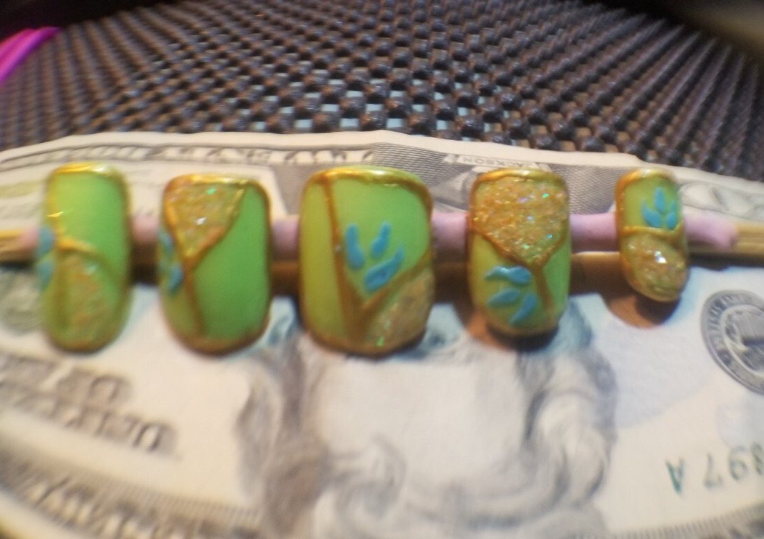 Kawaii Press On Nails|Neon Green Gold Orange Glitter | Short Square Gel 10PC