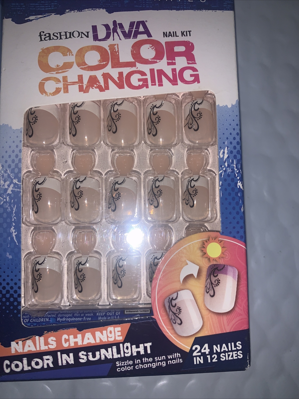 **LOOK** 2 Packs of Broadway Diva Color Changing Nails #54364 BCFD03 (Sunset)