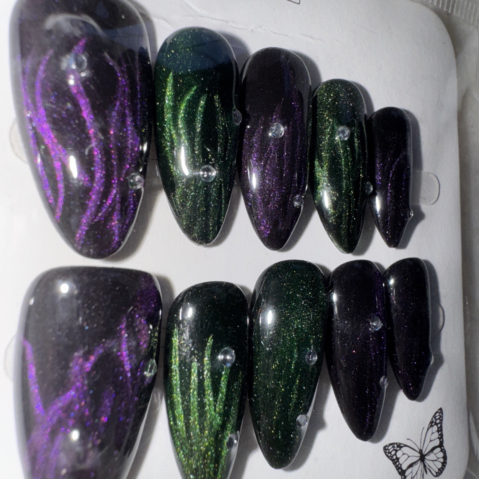4 Packs Of 10pcs Almond Press On nails | 3D Unique Designs| Size M | Reusable (8