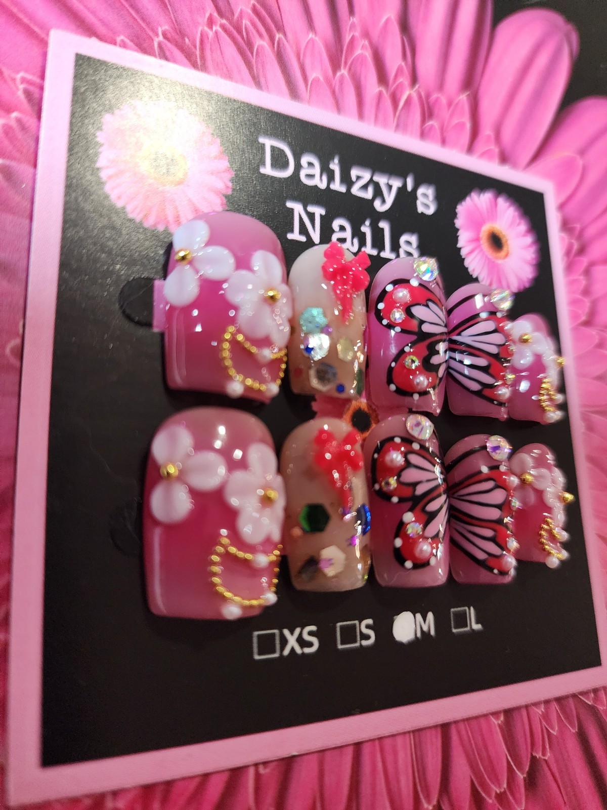 Medium Size Pink Butterfly 3D Press-on Nail Set Handmade Square 2.0 Cm Length