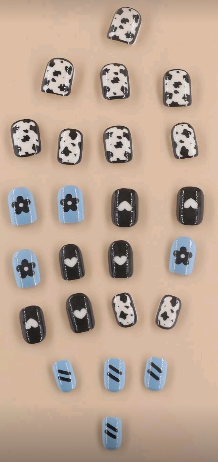 Press-On Nails Blue Black White Hearts Flower Animal Print Short Rounded Finish