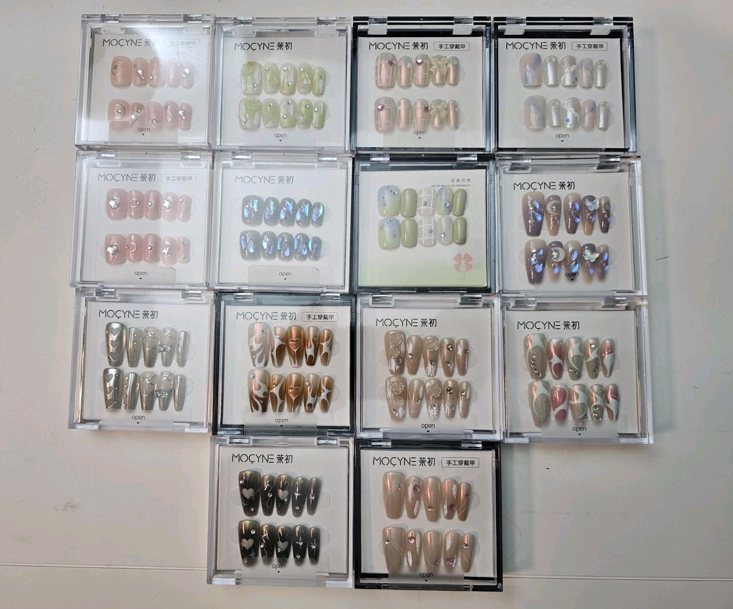 MOCYNE Press On Nails Bundle 14 Mixed Styles Short/Medium New Sealed Random Lot
