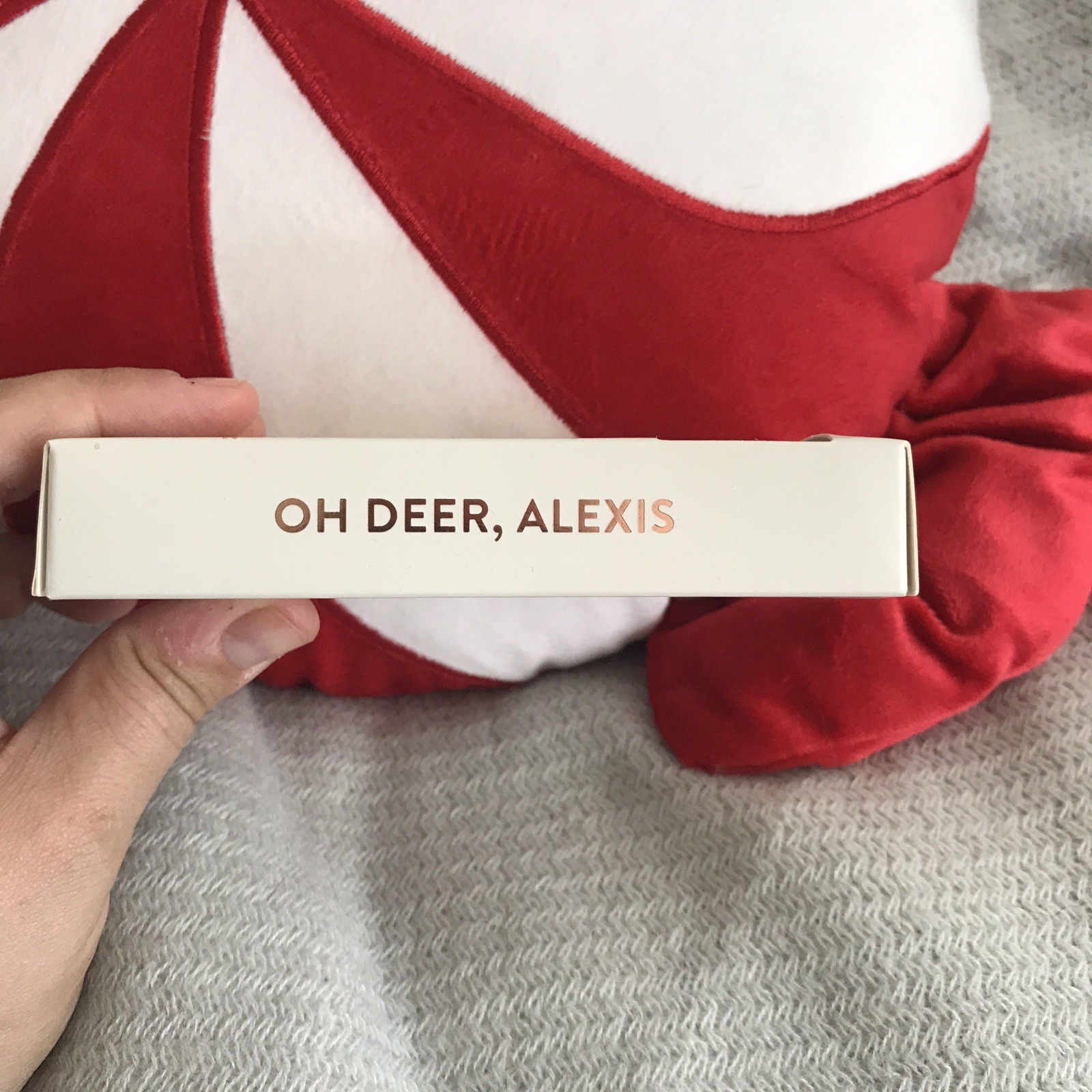 Cream W/ Deer Pattern, Short, Square, Shiny, Winter, Holiday Press On Nails