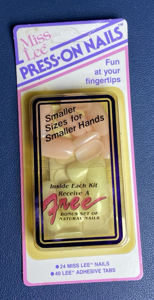 VTG NOS NEW USA ’90’s Miss Lee Press on Nails Smaller Hands Nude Pink and Bonus