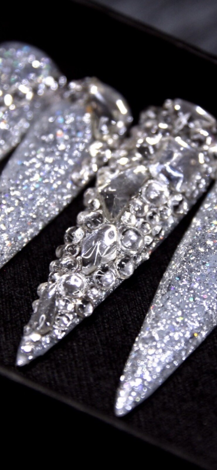 Custom press on luxury nails