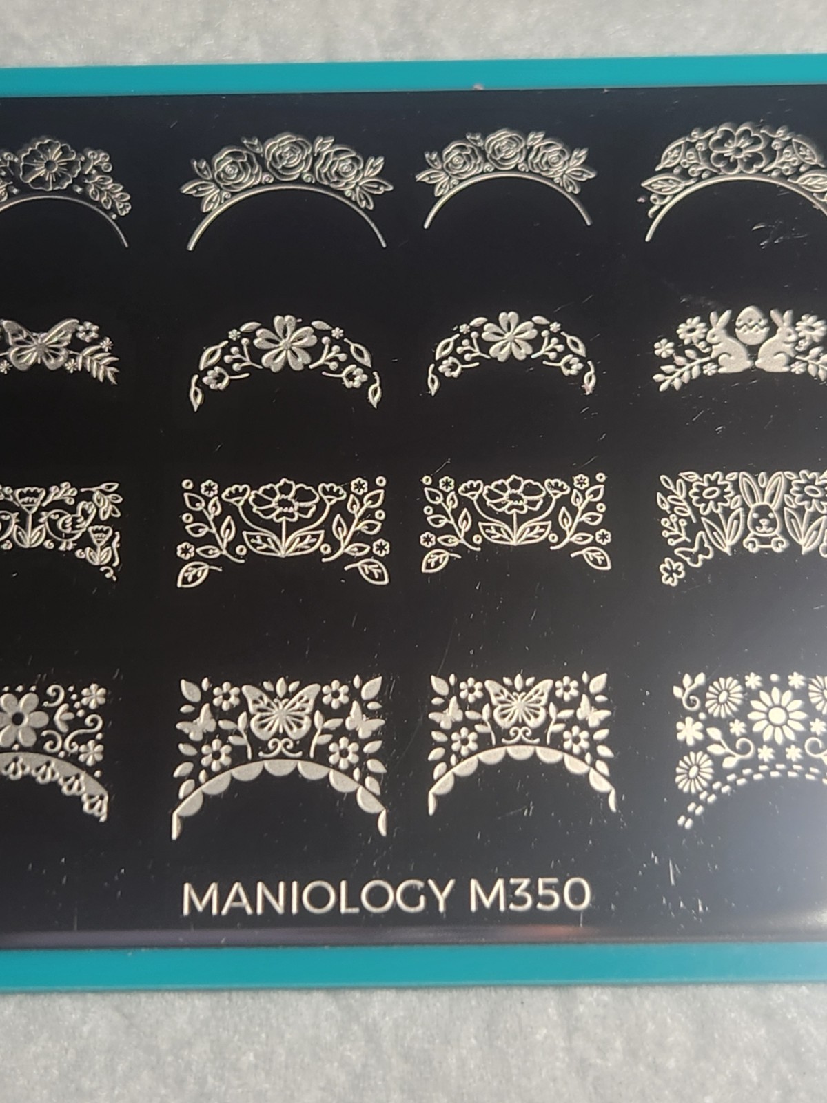 Maniology Nail Stamping Plate M350 Florals French