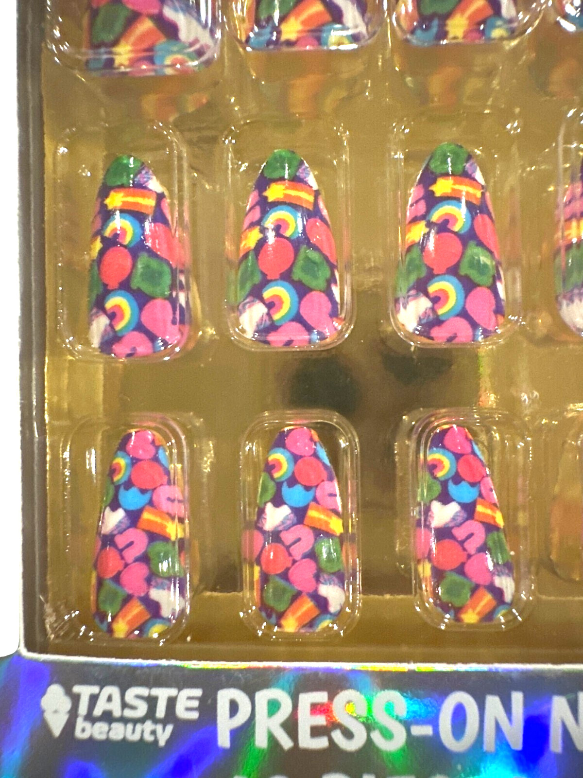 Taste Beauty LUCKY CHARMS Cereal 18 Press-On Nails Cereal Medium Almond Glossy