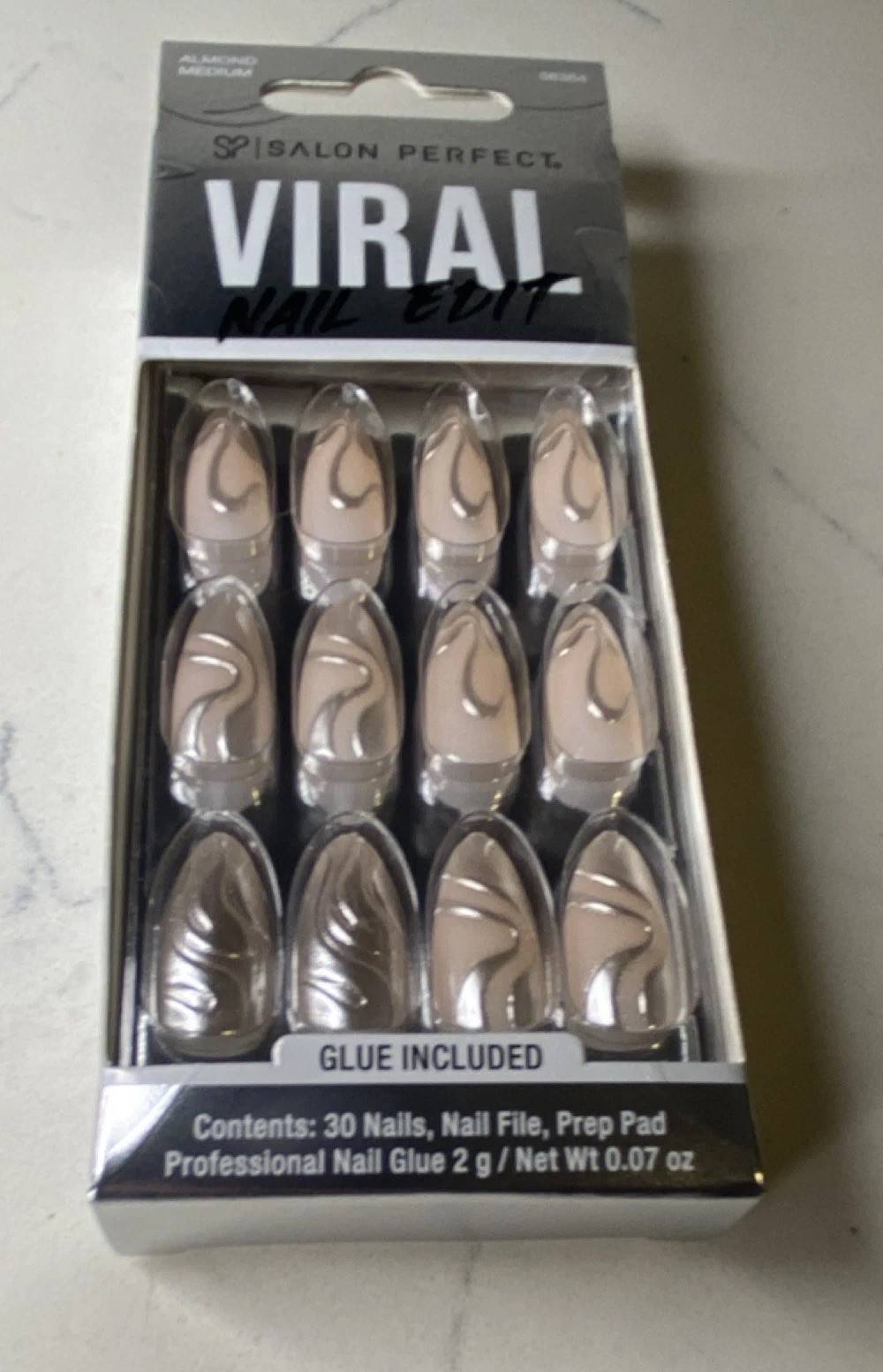 Salon Perfect Viral Nail Edit Almond Medium 3D Press-On Nails Nude Silver Glue