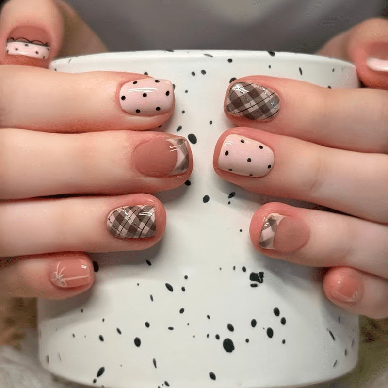 48Pcs Short Square Pink Plaid Polka Dot Press on Nails Cute Fake Nails