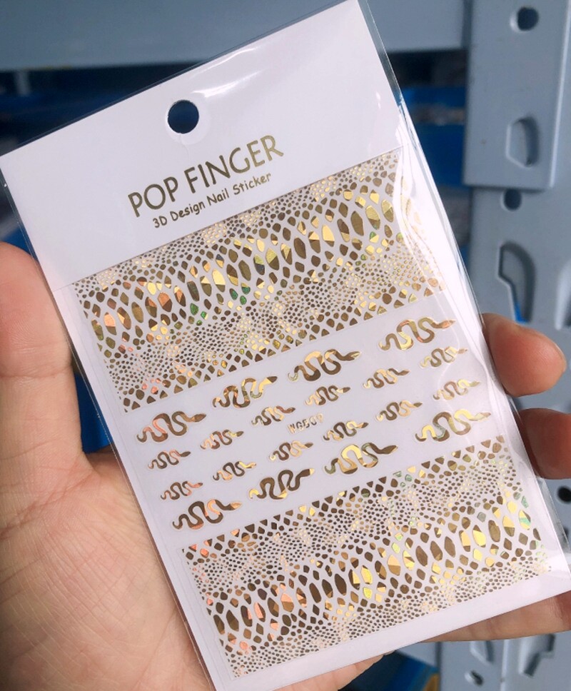 7 Colors Snake skin Snake Nail Decals Stickers Laser Self-Adhesive Nail Sticker
