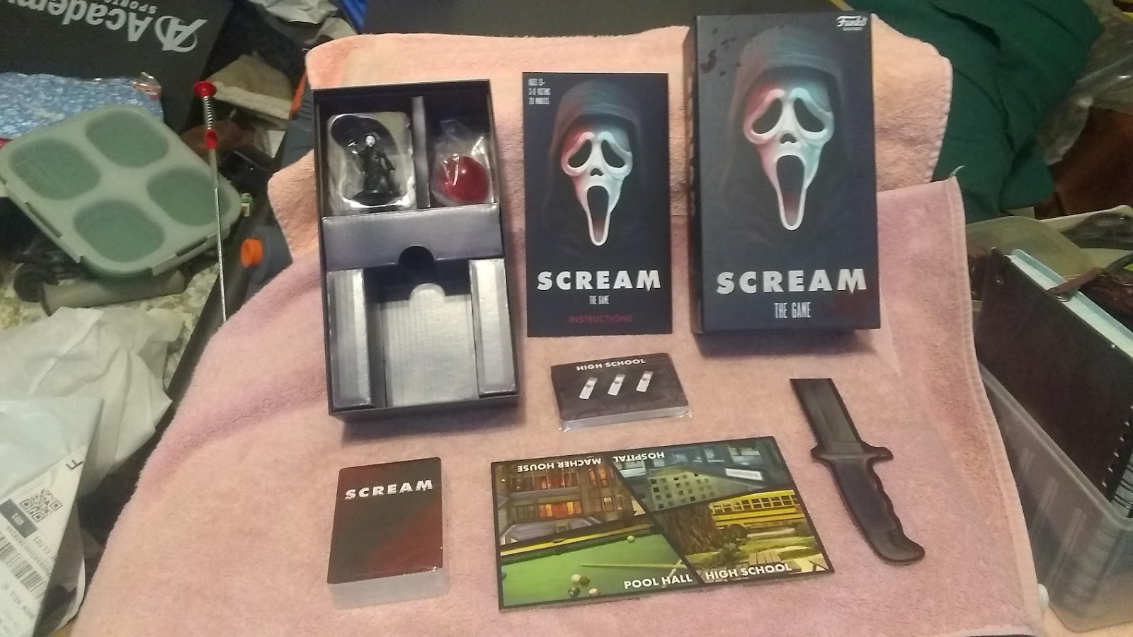 Funko Games Scream The Game Party Ages 13 and Up for 3-8 Players