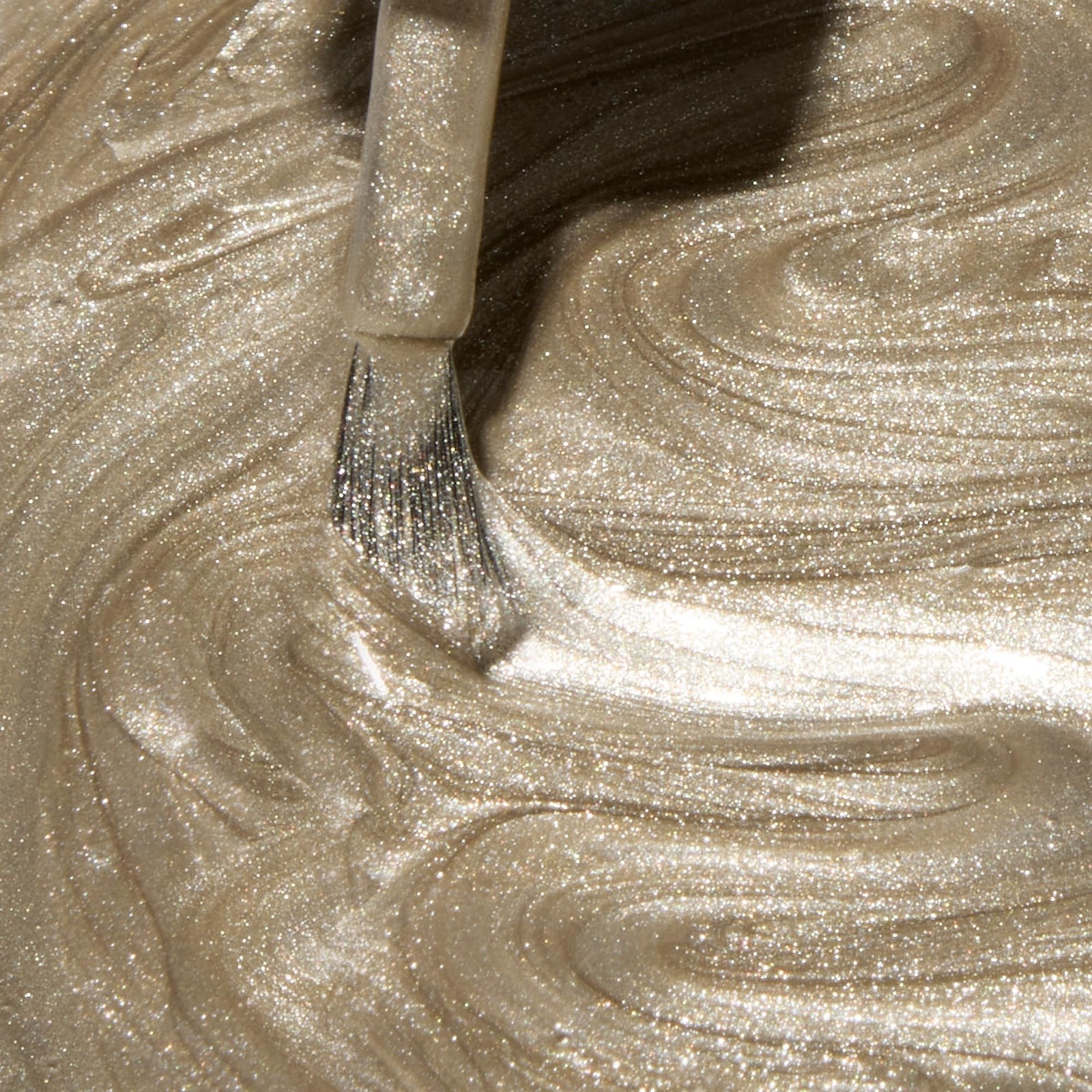 Dazzle Dry Nail Lacquer (Step 3) – Illuminate Lacquer – A bright champagne go…