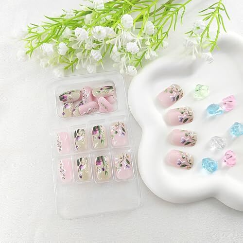 Square Press on Nails Short False Nails with Floral Leaf Design French Tip