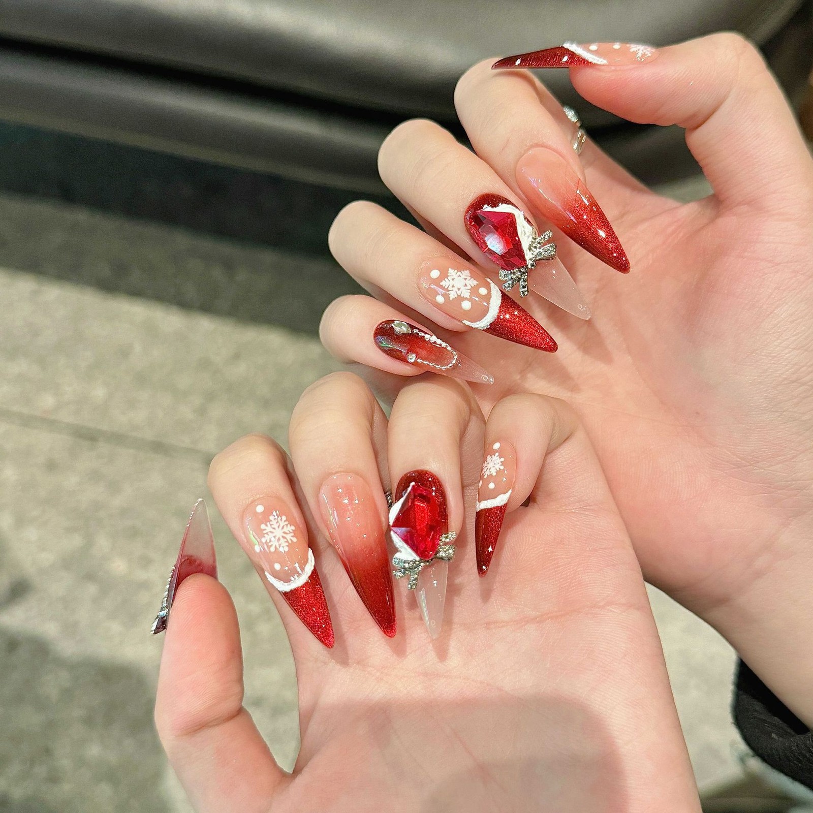 Handmade Water Drop False Nail Christmas Wine Red Cat Eye French Press On Nail