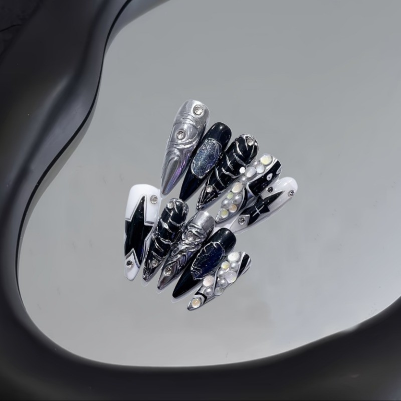 Black and silver color matching star long pointed pure hand-worn armor