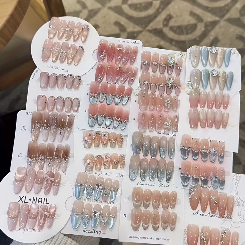 50 Pieces (5 Sets) Handmade Wearable Random Manual Pressing Fake Nail Set