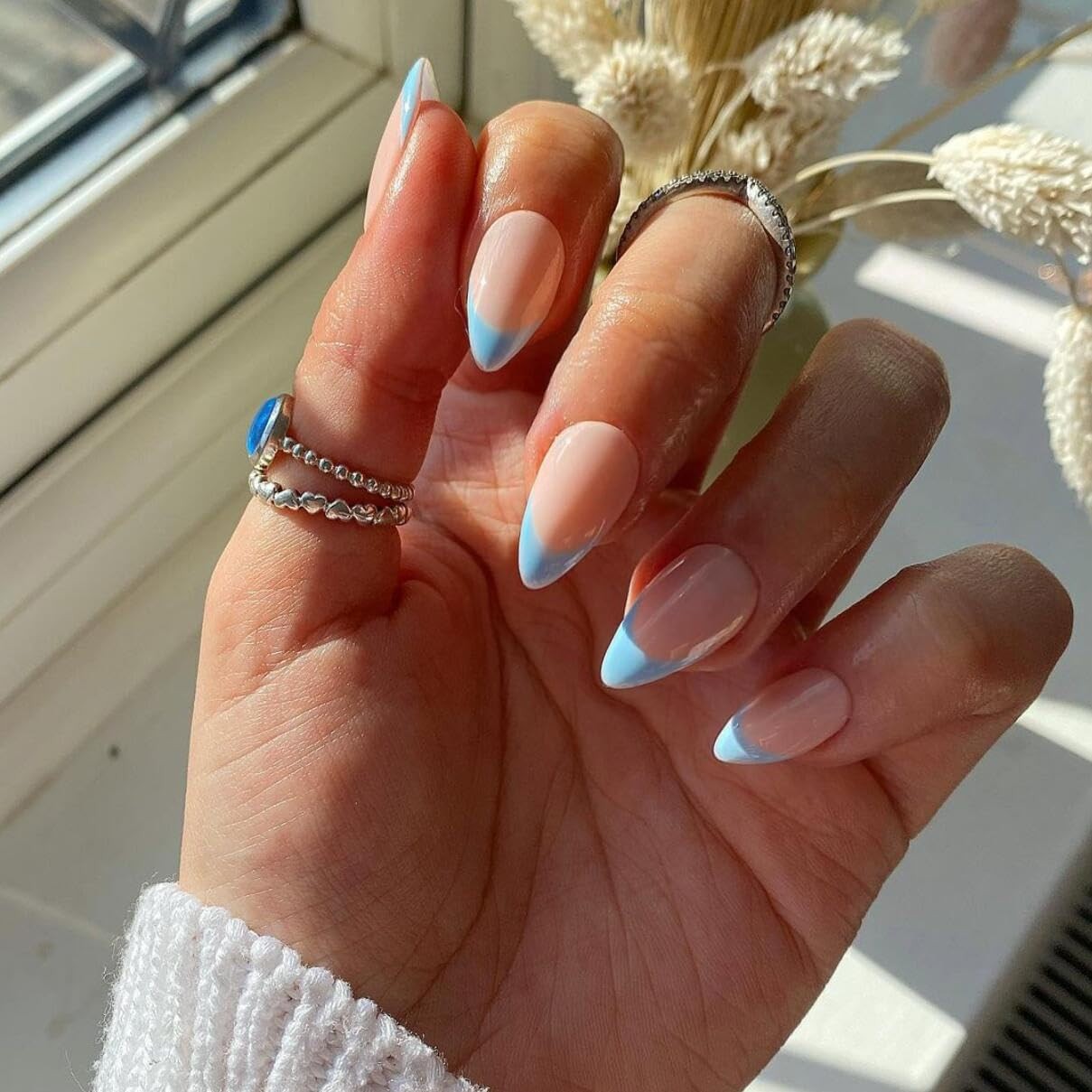 KQueenest 30 Pcs Baby Blue French Tip Press on Nails Short Almond Nails Acryl…