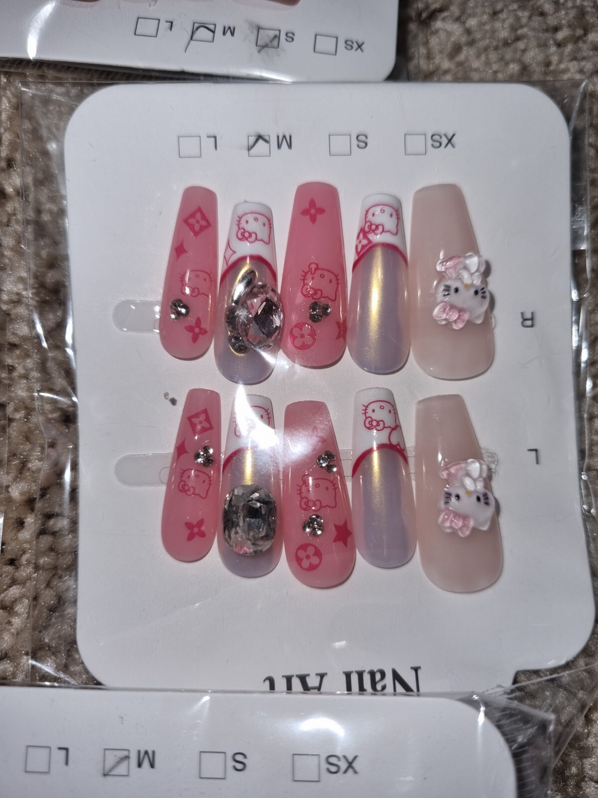 Bundle Of 22 Medium Size Press-on Nail Art Kit Hello Kitty Lotso Kuromi