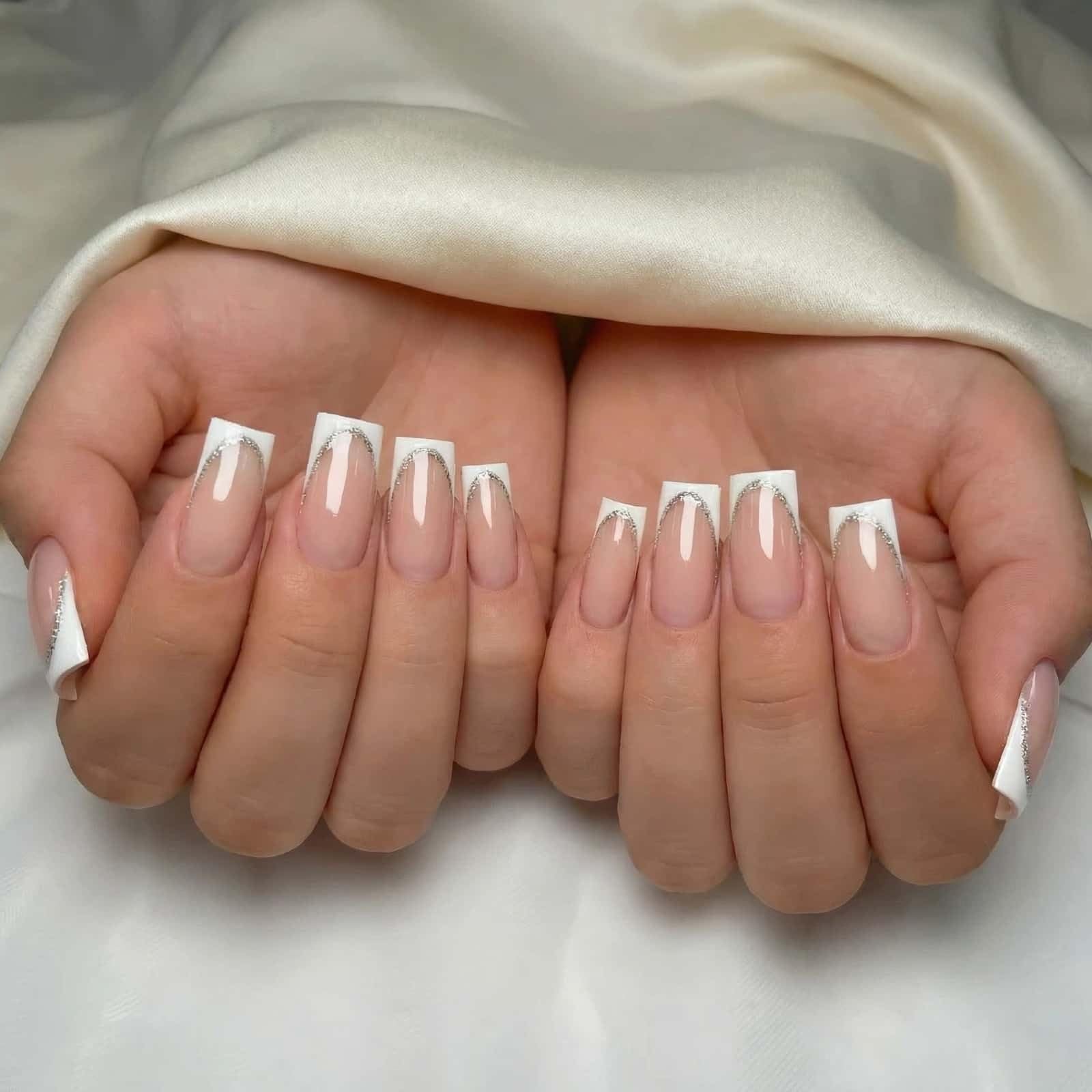 24PCS French Tip Press On Nails, Nude Square Glossy Fake Nails with White Sil…