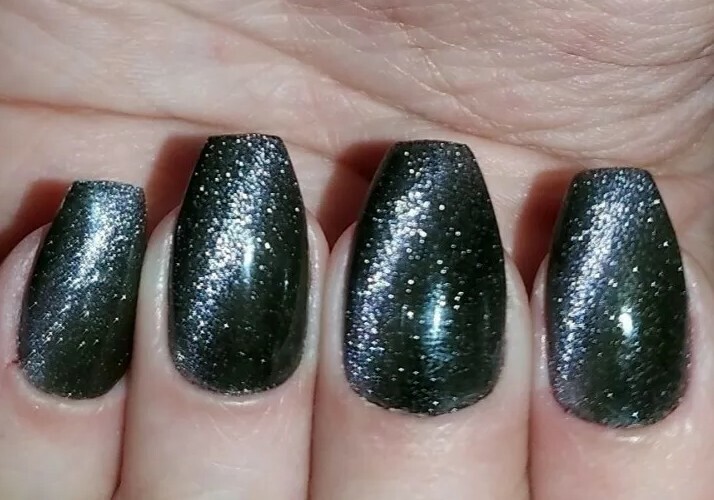 Black Metallic Cat Eye Coffin Gel Nails Handpainted