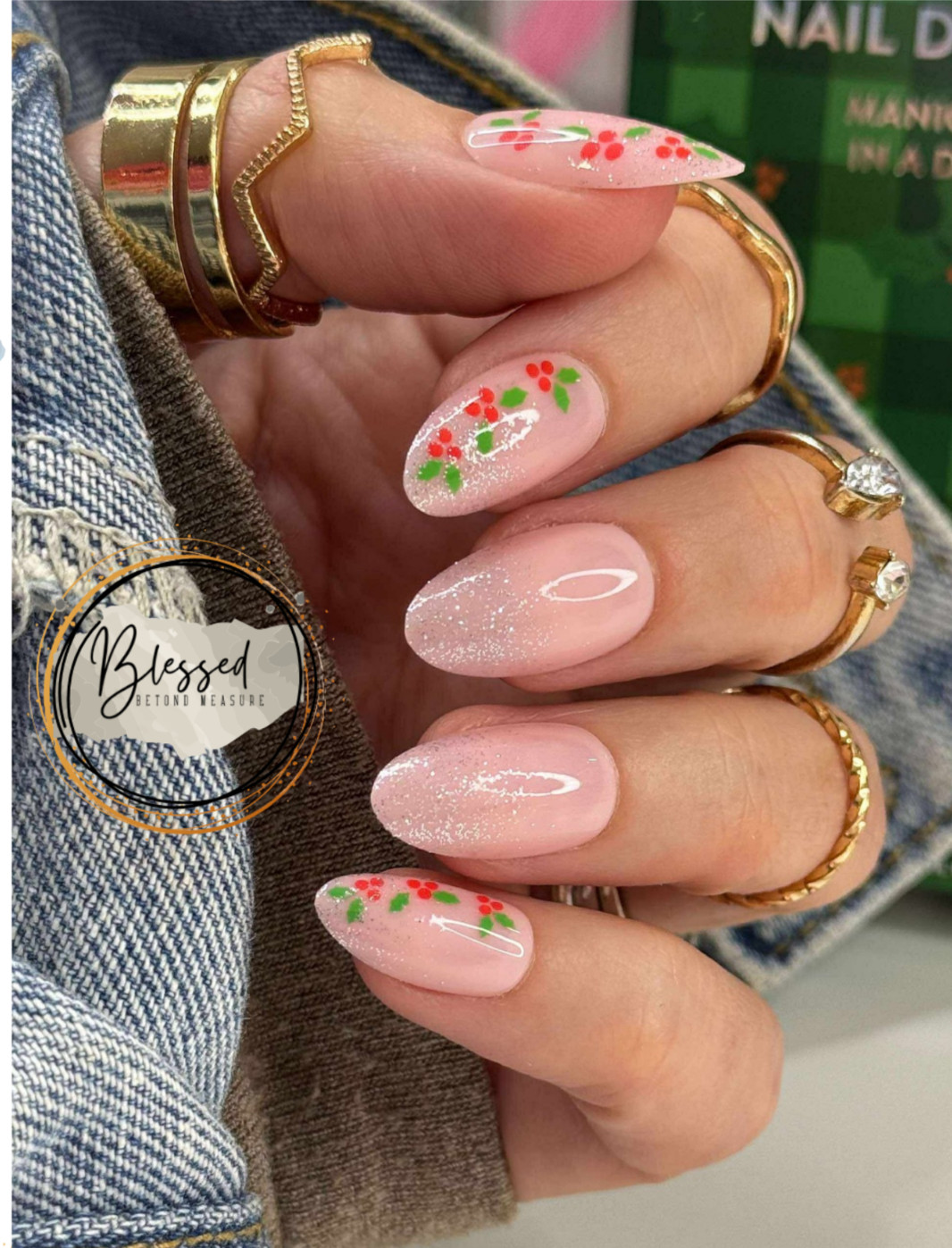 Red Aspen Press On Nails-Heidi in a Holly Daze -Medium Almond Design/Glitter