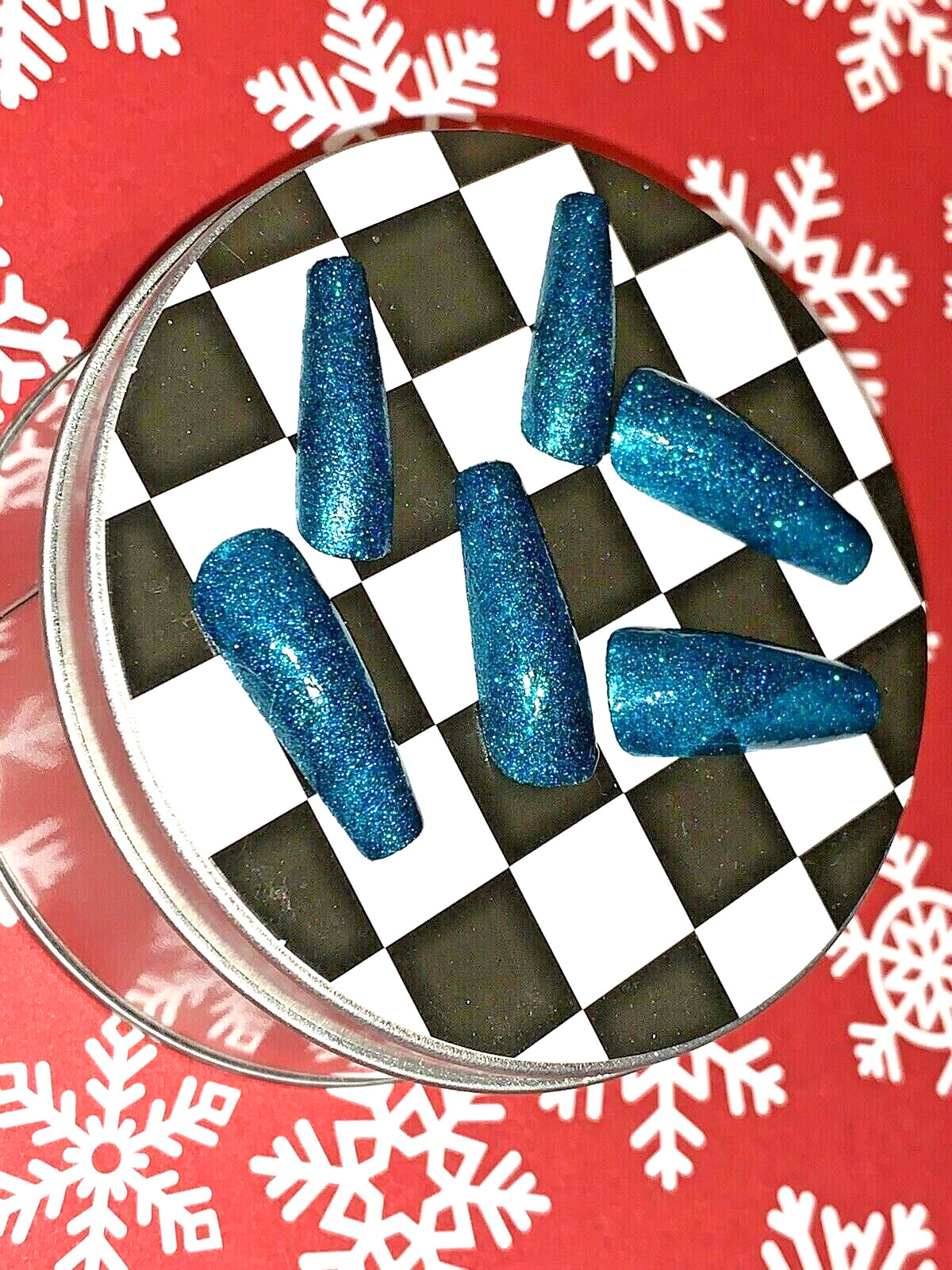Custom Designed Long Coffin Press On Nail Set Christmas China Glaze Green Polish