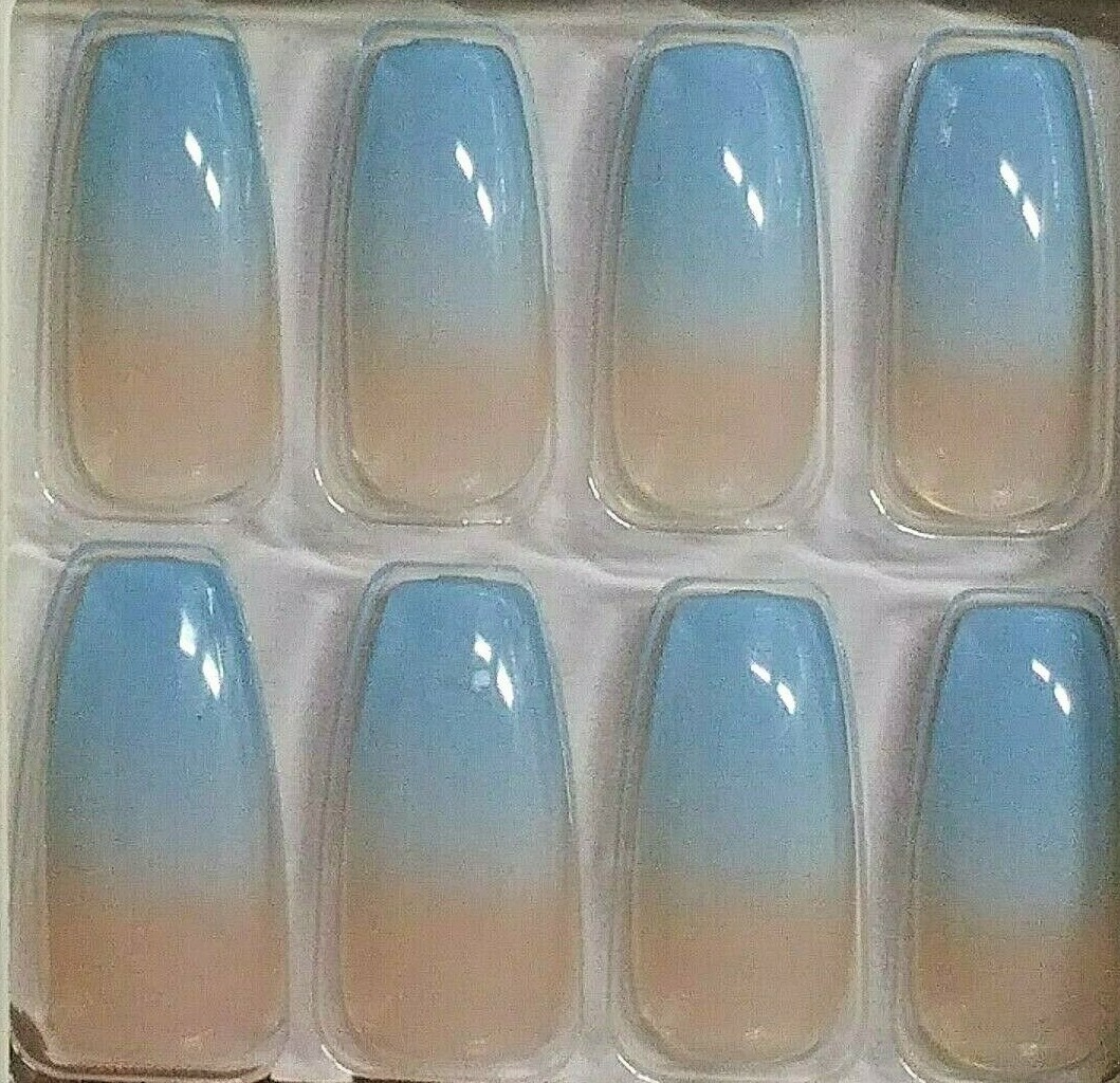 Kiss 24 Glue On Nails Long Coffin Shimmering White Icy Blue Ombre’
