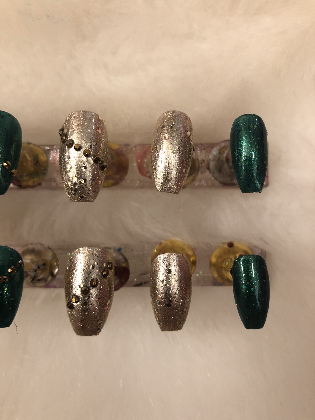 ℤ ℕ𝕒𝕚𝕝𝕤! Gorgeous set of Handcrafted Press On Nails