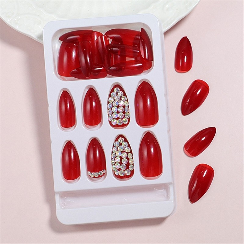 24 Pieces Trendy False Nail Full Cover on Nail Manicure for Any Occasion