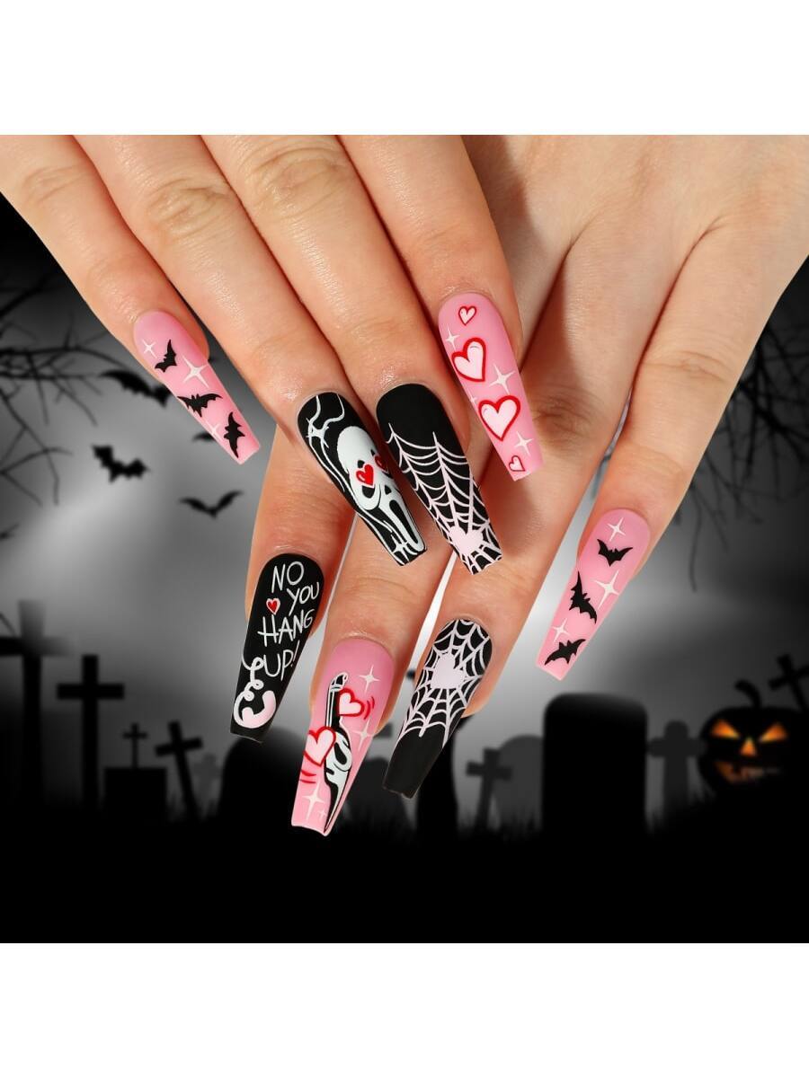 24pcs/set Halloween False Nails Heart, Spiderweb, Bat, Ghost Fake Nails for