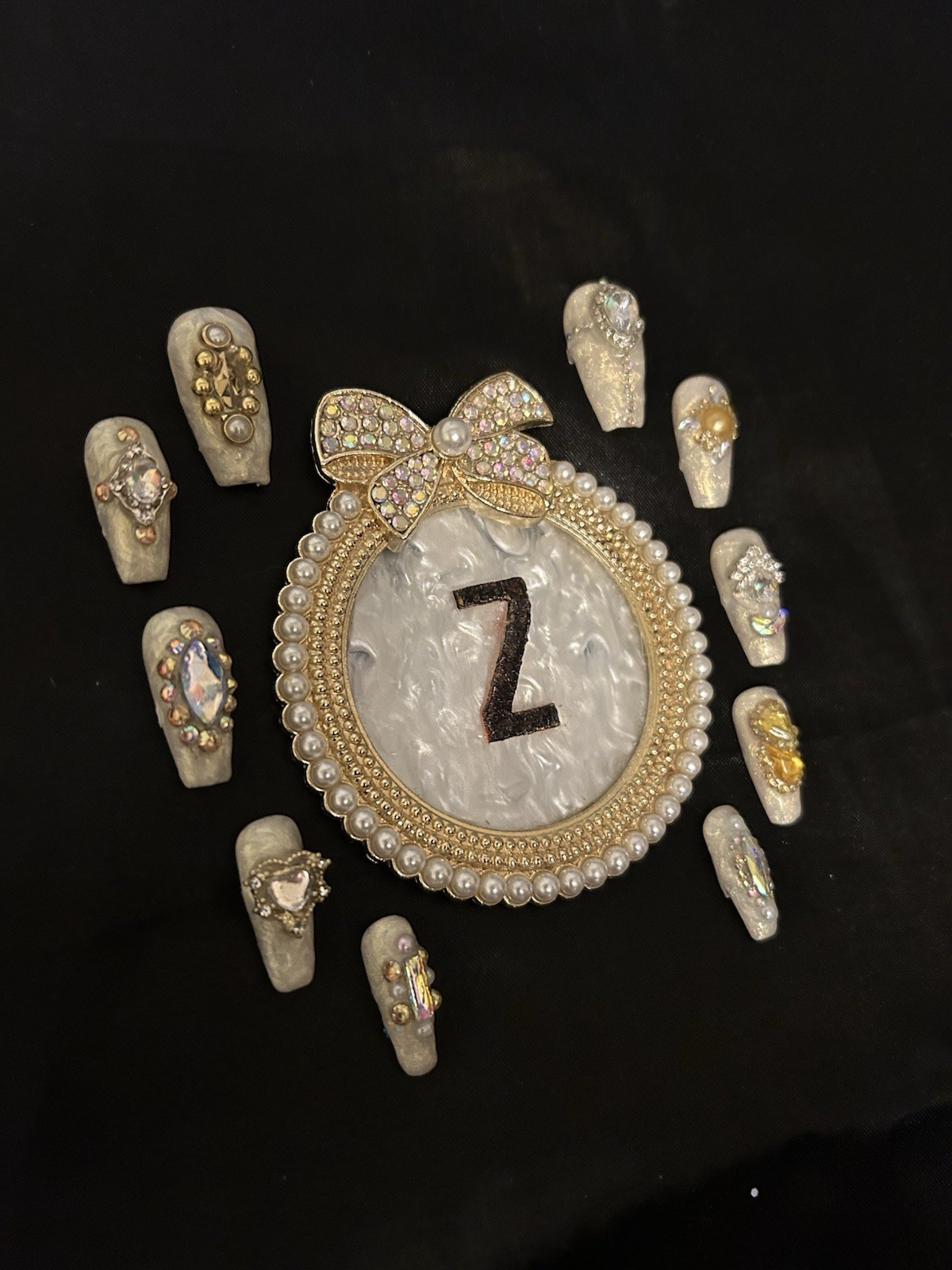 Z NAILZ! Handmade Off White Thread Shell Gel M Coffin W/Bling Press On Nails