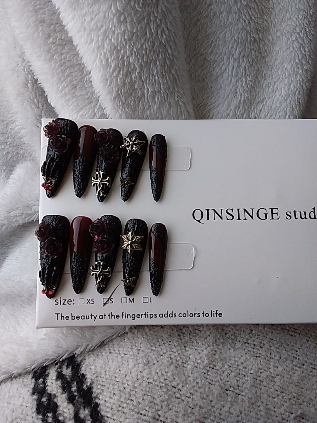 Qinsinge Dark Witch Press On Nails Witha Black Gothic Design And 3D Charms