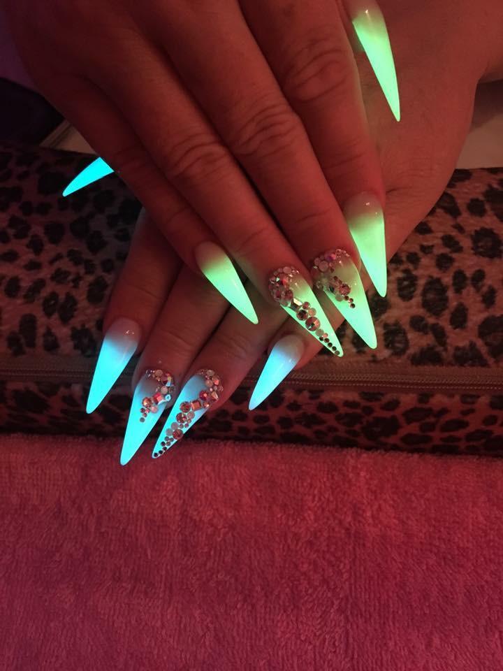 Glow in the Dark Nail Powder Neon Flash Luminous Glowing Nails Pigment Colours