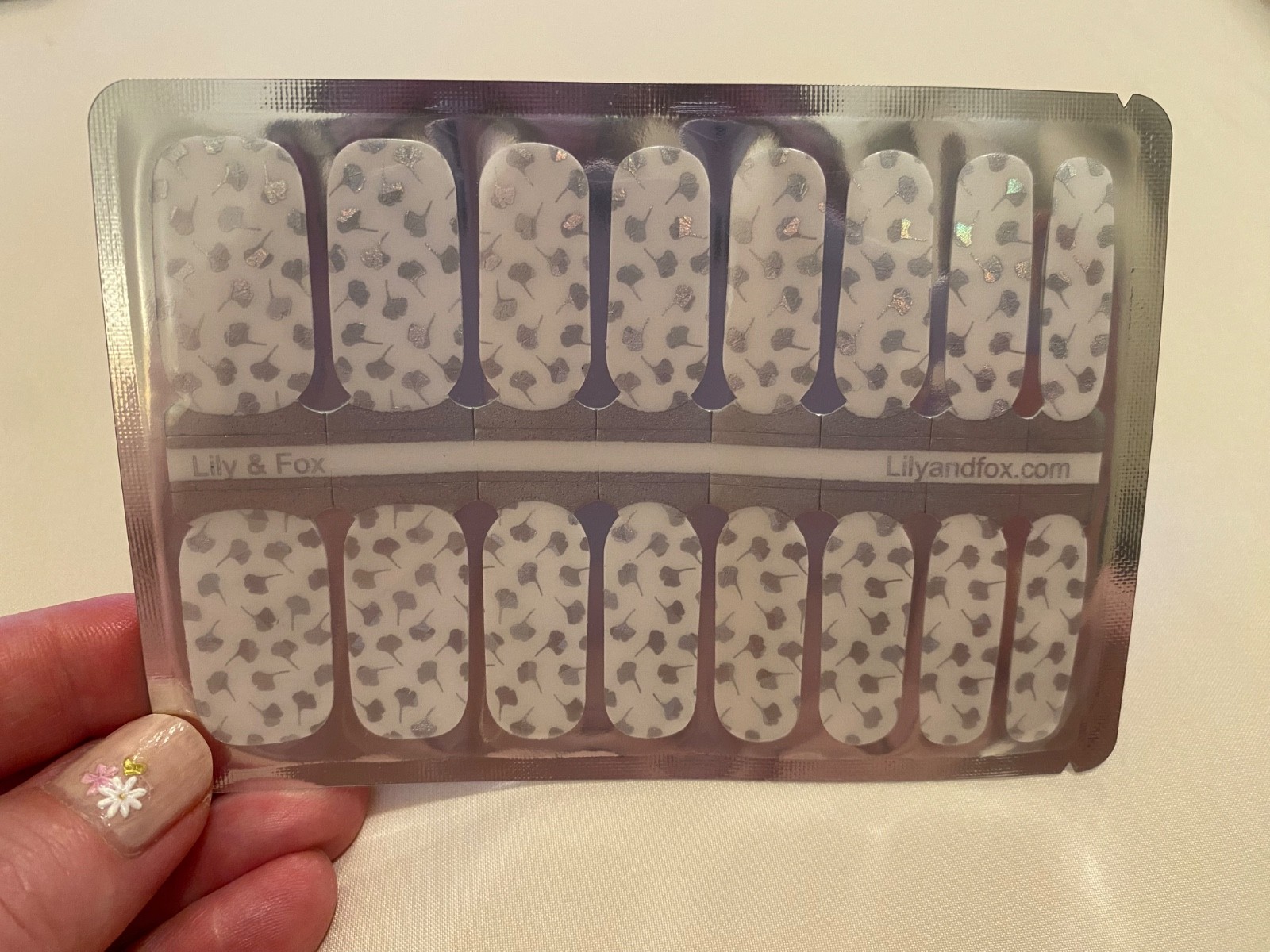 Lily and Fox Manicure Nail Wraps