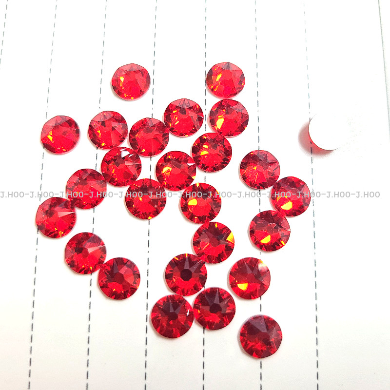 Swarovski 2088 – Flat Back-Light Siam F