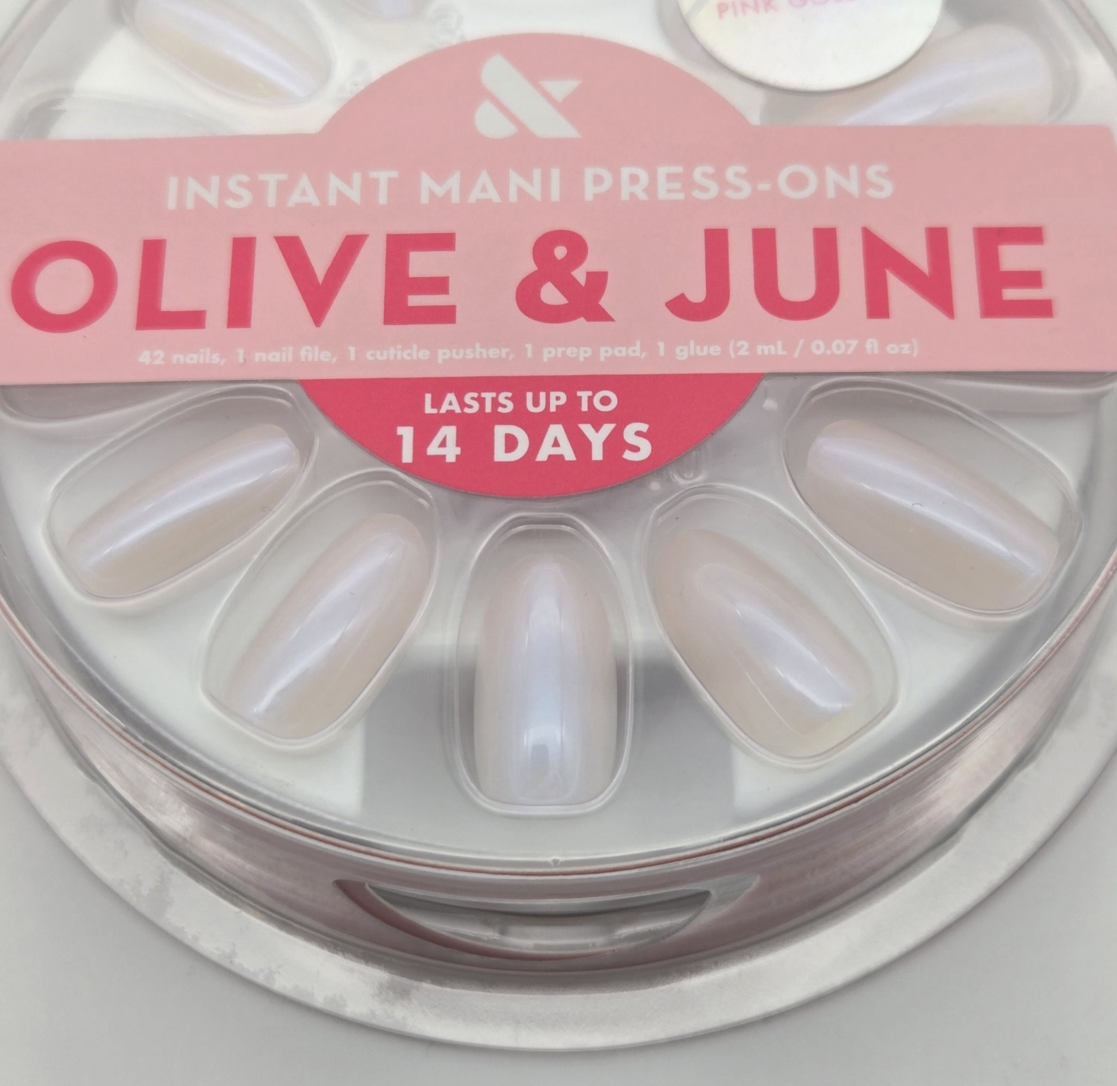 Olive & June Instant Mani Nails Medium Iridescent White Pink Goldfish New