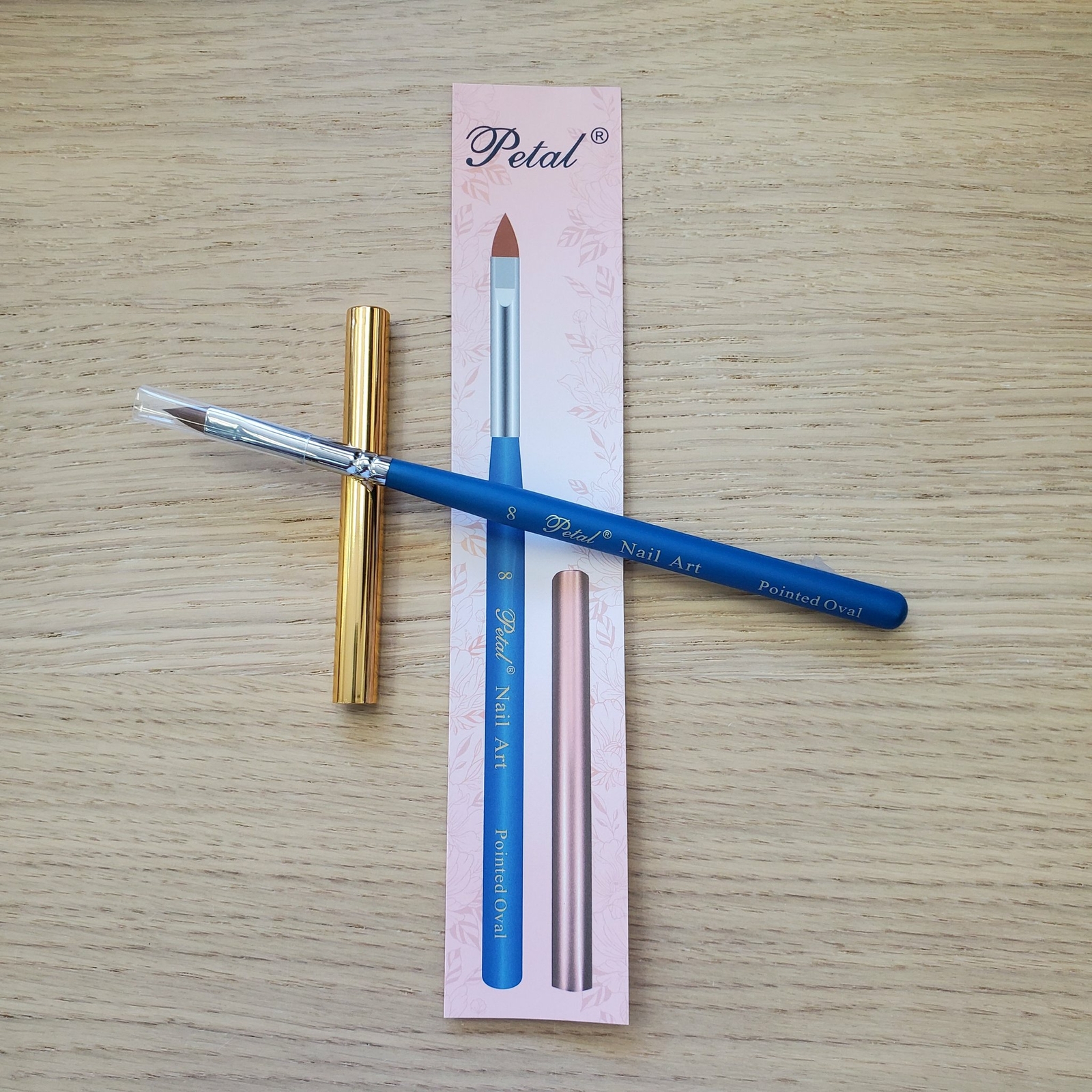 Petal Nail Art Brush – Pointed Oval with Cap