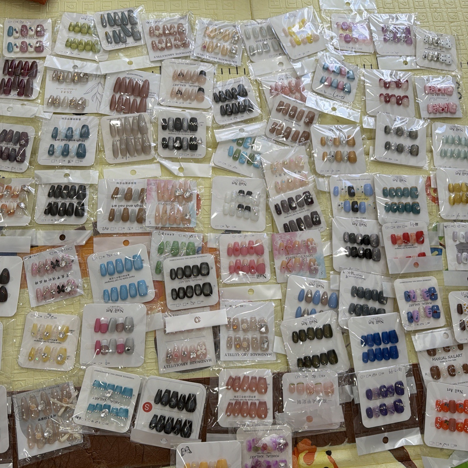 Small Size Press On Nails (80pcs)