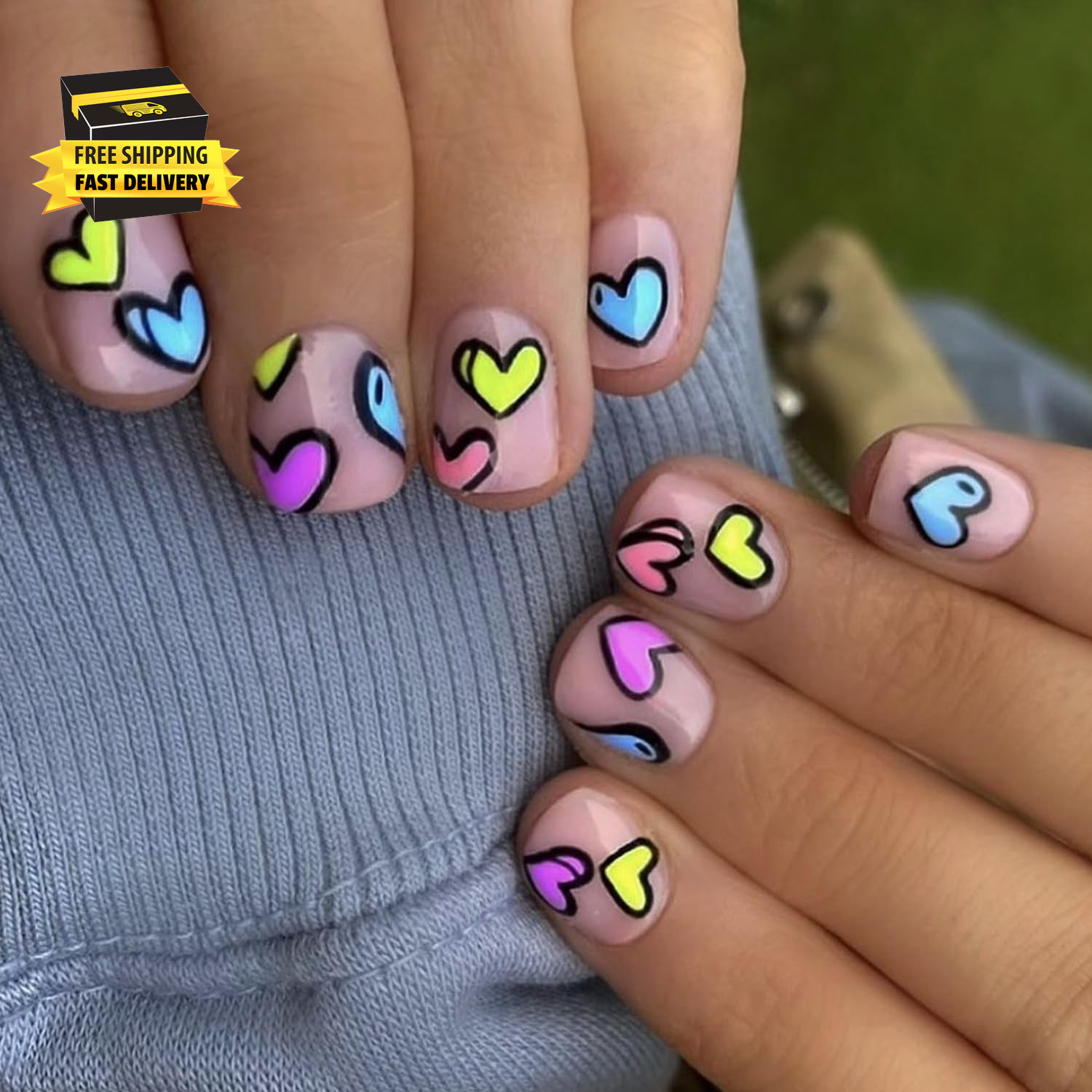 24Pcs Colorful Heart Press on Nails Short Square Fake Nails Blue Yellow Pink Hea