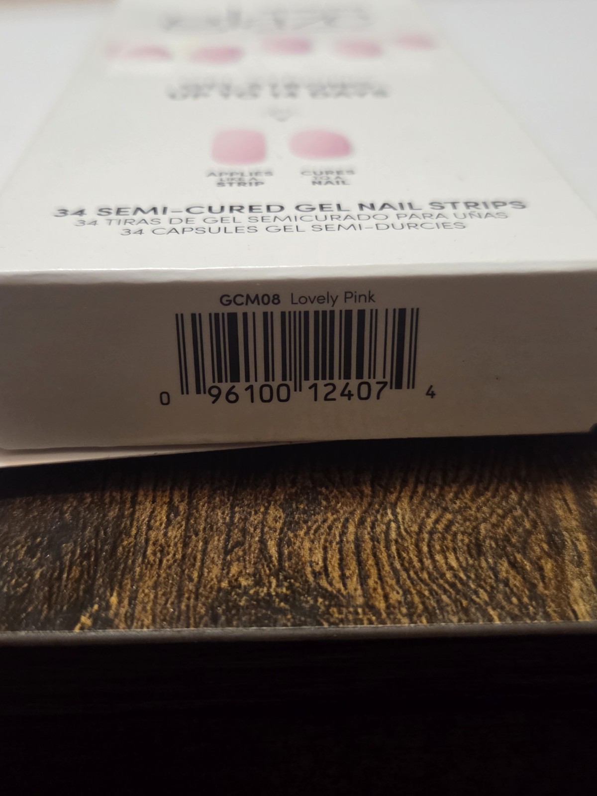 Dashing Diva Glaze Semi-Cured Gel Nail Strips – Lovely Pink – NEW