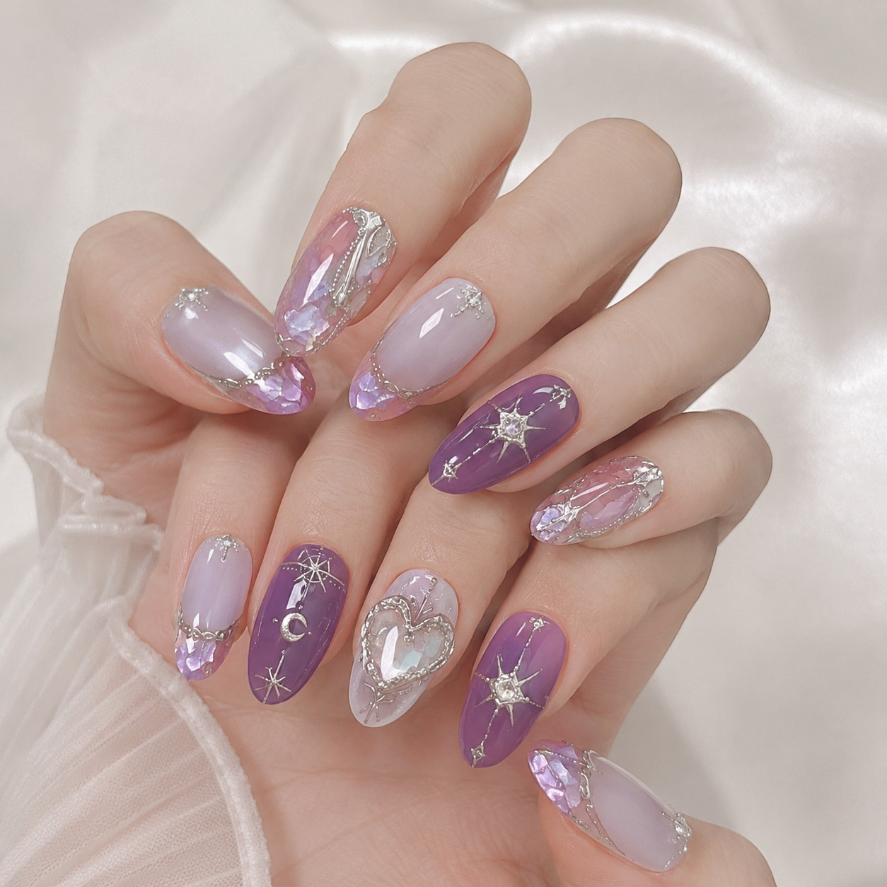 Purple Rhinestone Heart Press On Nails Short Almond Glossy Reusable False Nails