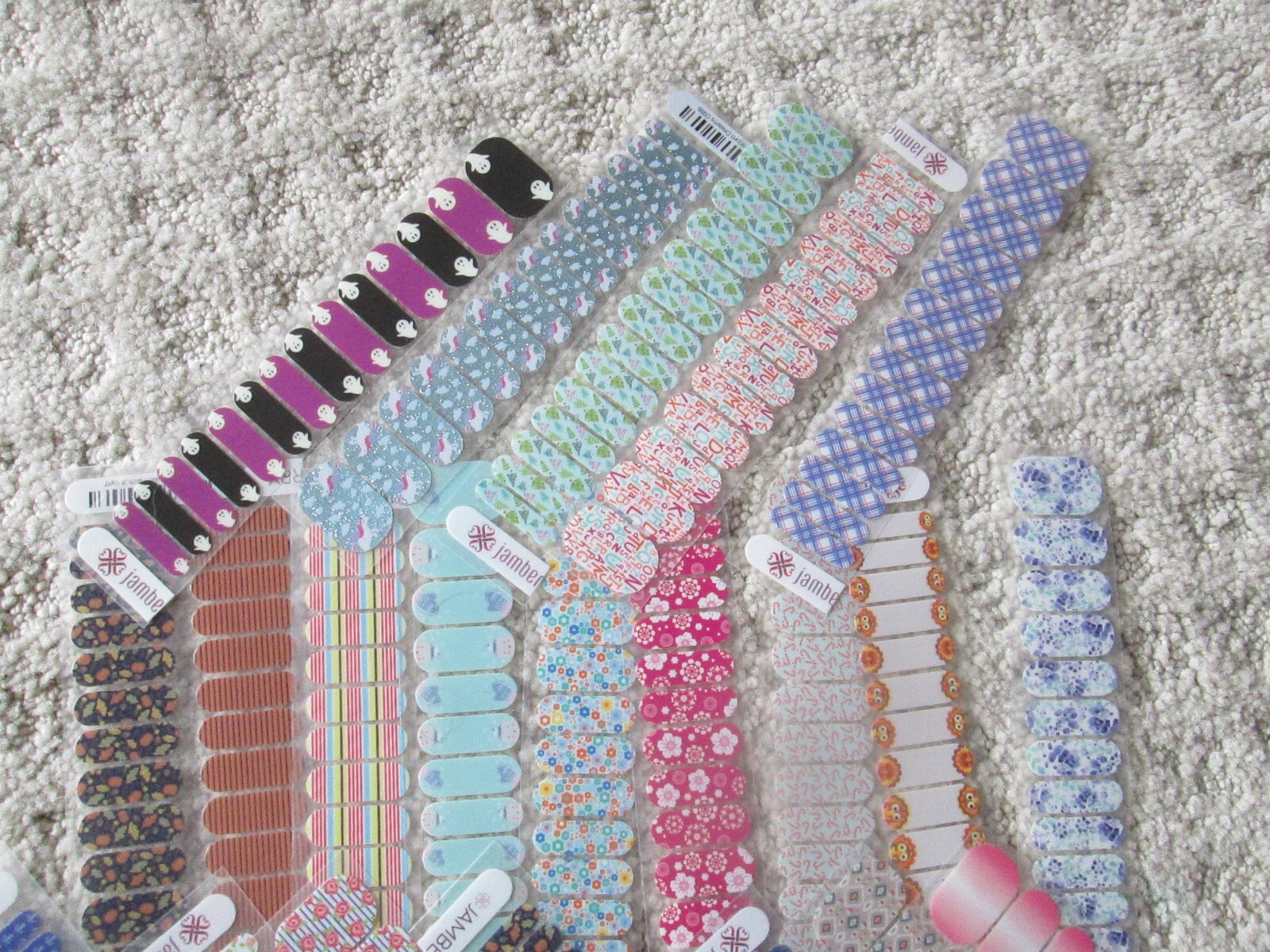 Jamberry Huge Nail 112 Half Sheets/ 10 Full Size/ Petite Juniors/ Tools/Partials