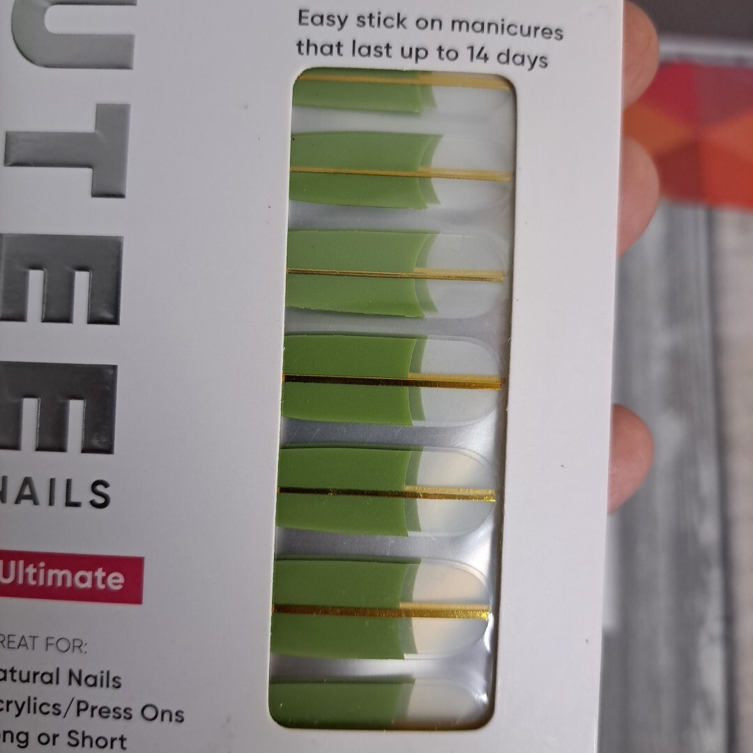 (2) Kyutee Nails Peel Press Instant Gel Polish Manicure ~That Chick~ Olive Green